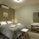 Aithra -agios Petros Andros Casa vacanze Gavrio