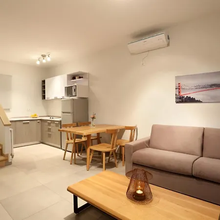 Holiday home Aithra -agios Petros Andros