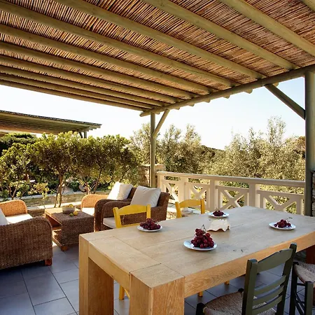 Holiday home Aithra -agios Petros Andros Gavrio
