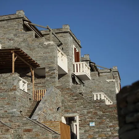 Aithra -agios Petros Andros Ferienhaus Gavrio